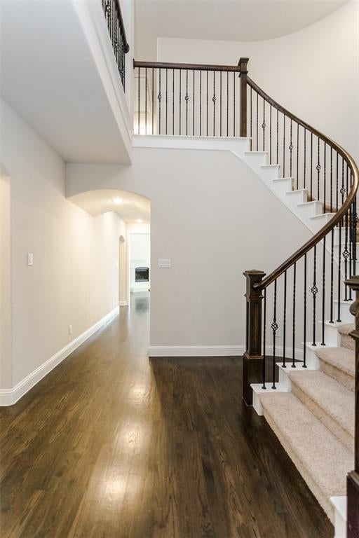 4505 Avenida Lane