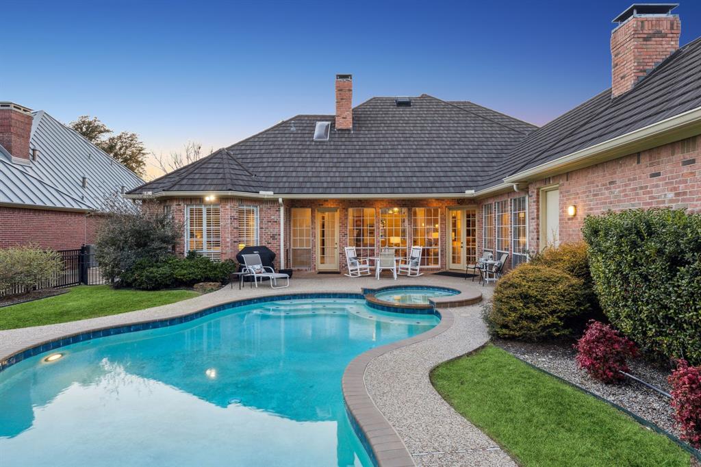 21 Canyon Crest Court