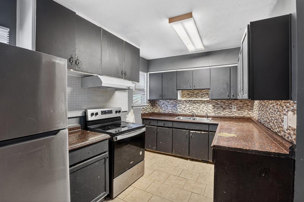 Mc Gee A S Sub - Residential