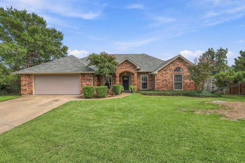 Photo of 7704 Sagebrush Court S, North Richland Hills, TX 76182 (MLS # 21411147)