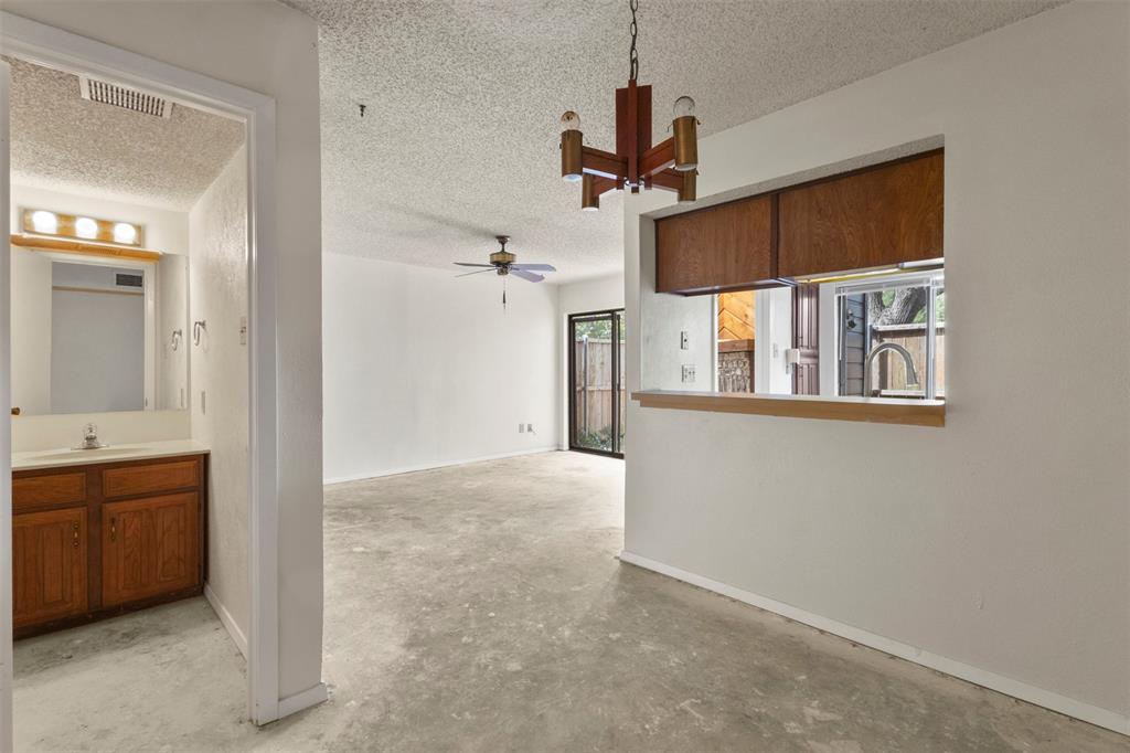 333 Melrose Drive 27C