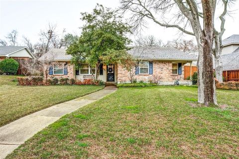 Photo of 9921 Windlake Circle, Dallas, TX 75238 (MLS # 21225438)