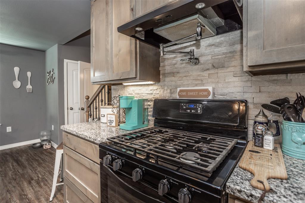 Busby Add Lt 1-4 Blk A - Residential