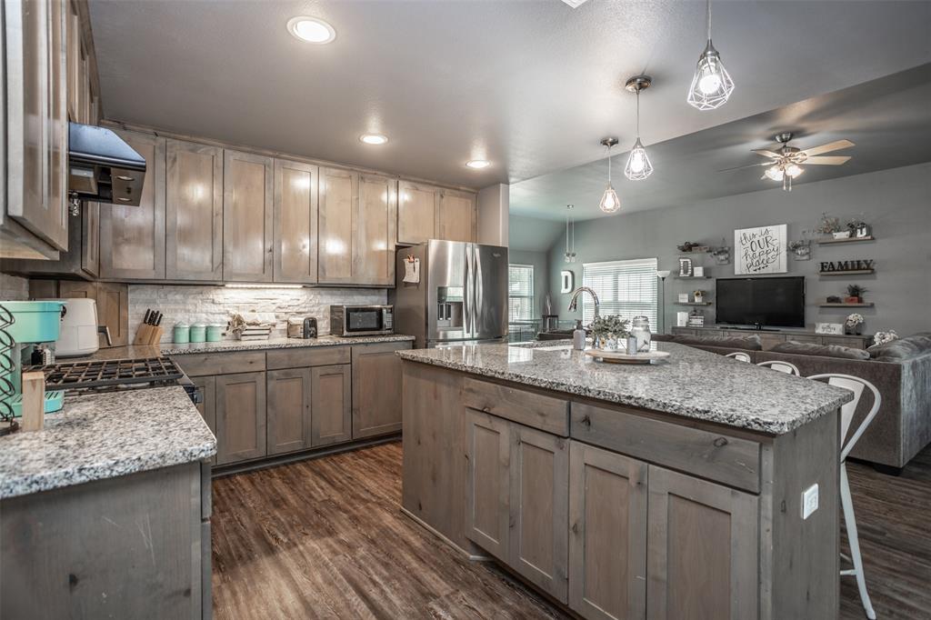 Busby Add Lt 1-4 Blk A - Residential