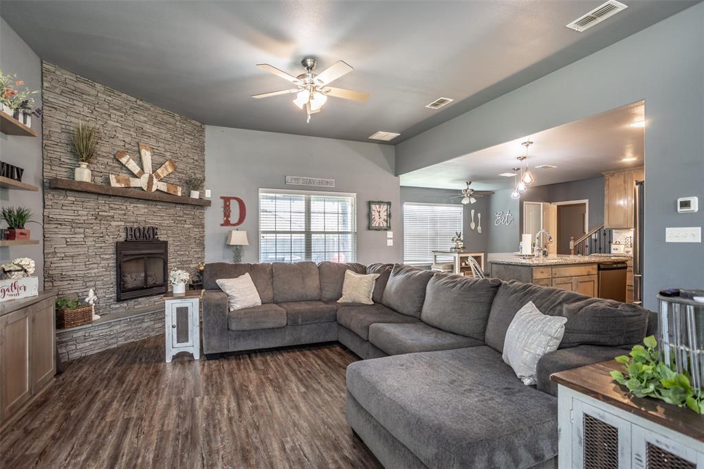 Busby Add Lt 1-4 Blk A - Residential