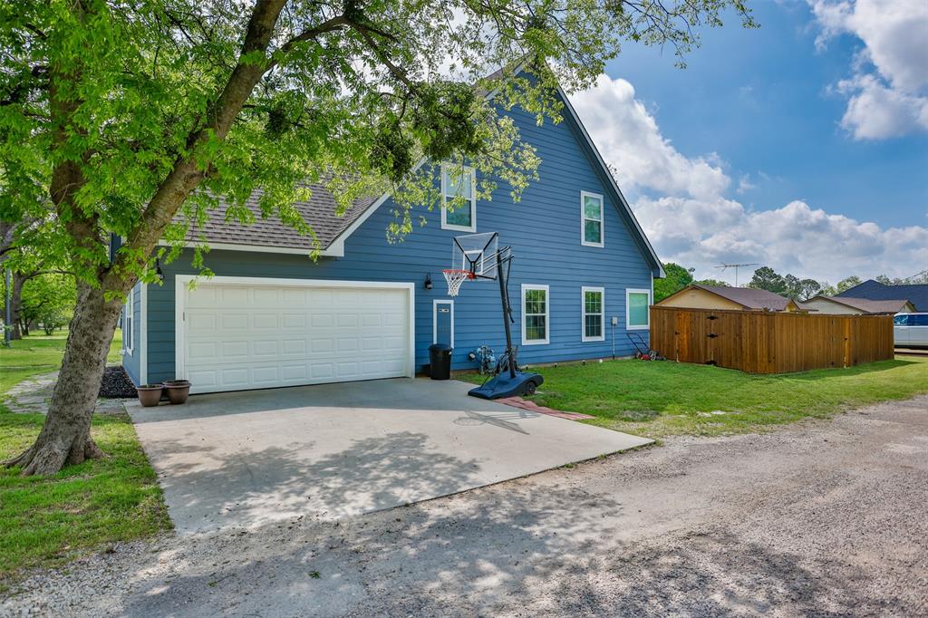 Busby Add Lt 1-4 Blk A - Residential