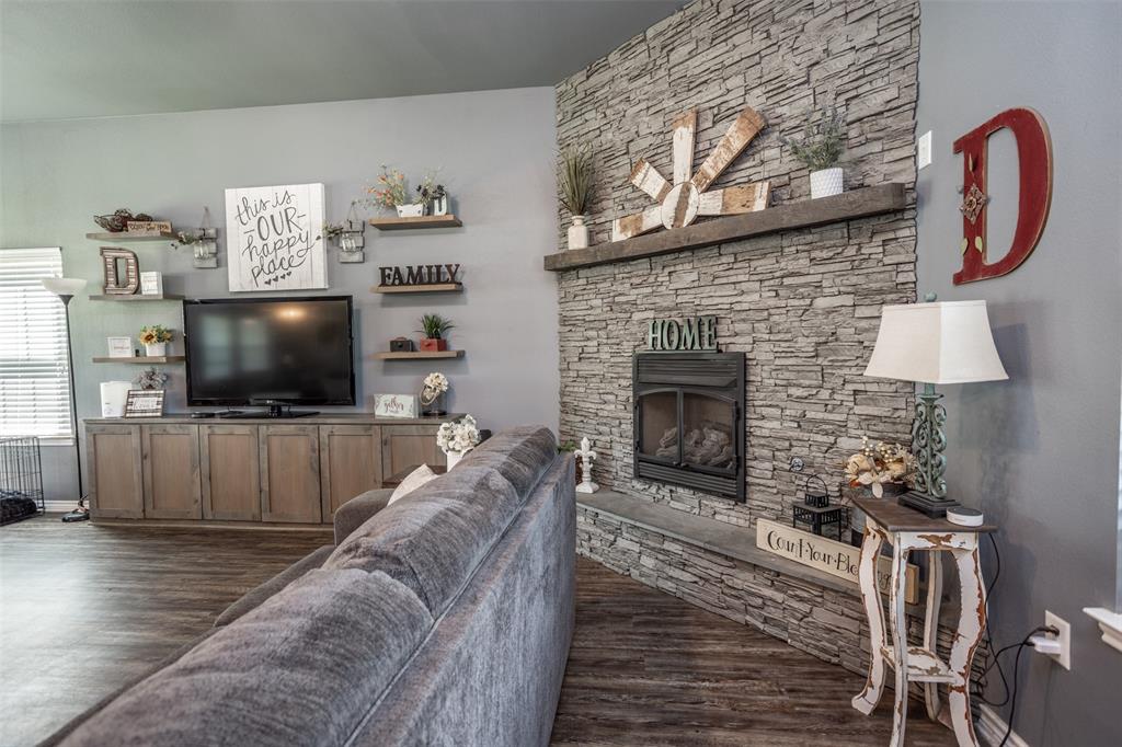 Busby Add Lt 1-4 Blk A - Residential