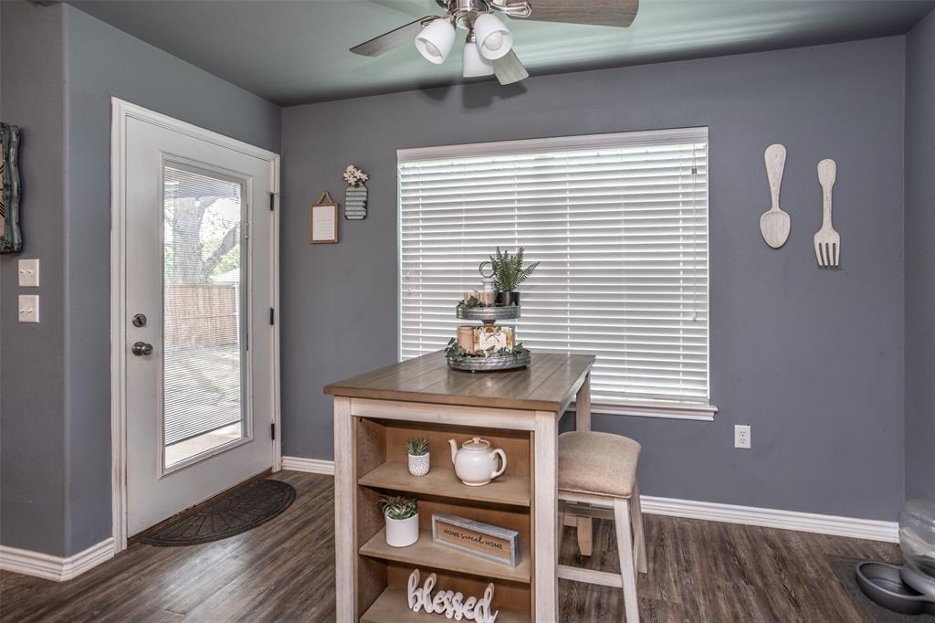 Busby Add Lt 1-4 Blk A - Residential