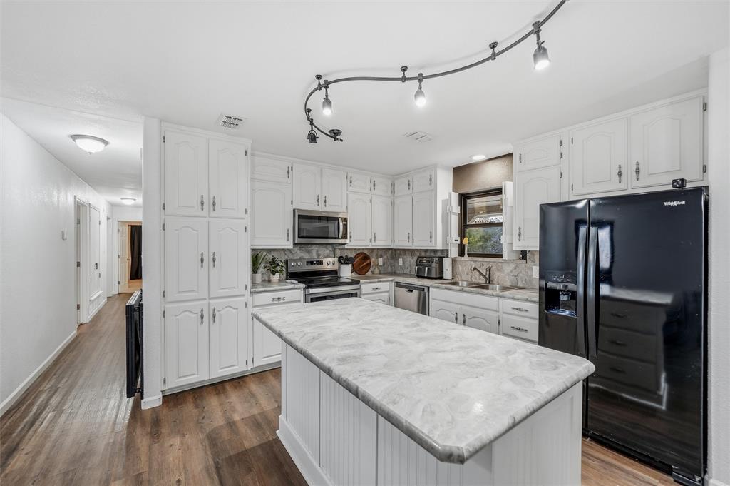 Dewey James Place - Residential