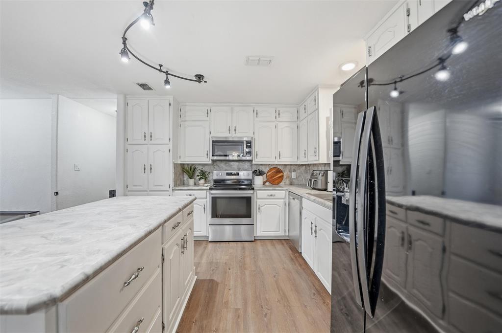 Dewey James Place - Residential