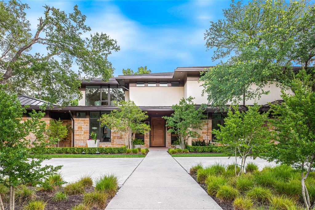 11460 Strait Lane