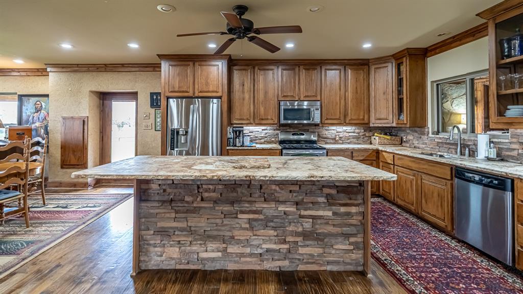 R.N Johnson Survey Abst 762 - Residential