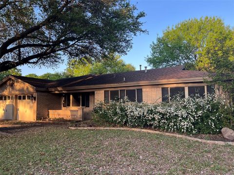332 Belmont Street Hurst TX 76053