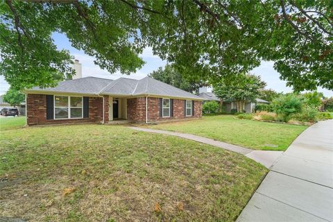 A home in Lewisville