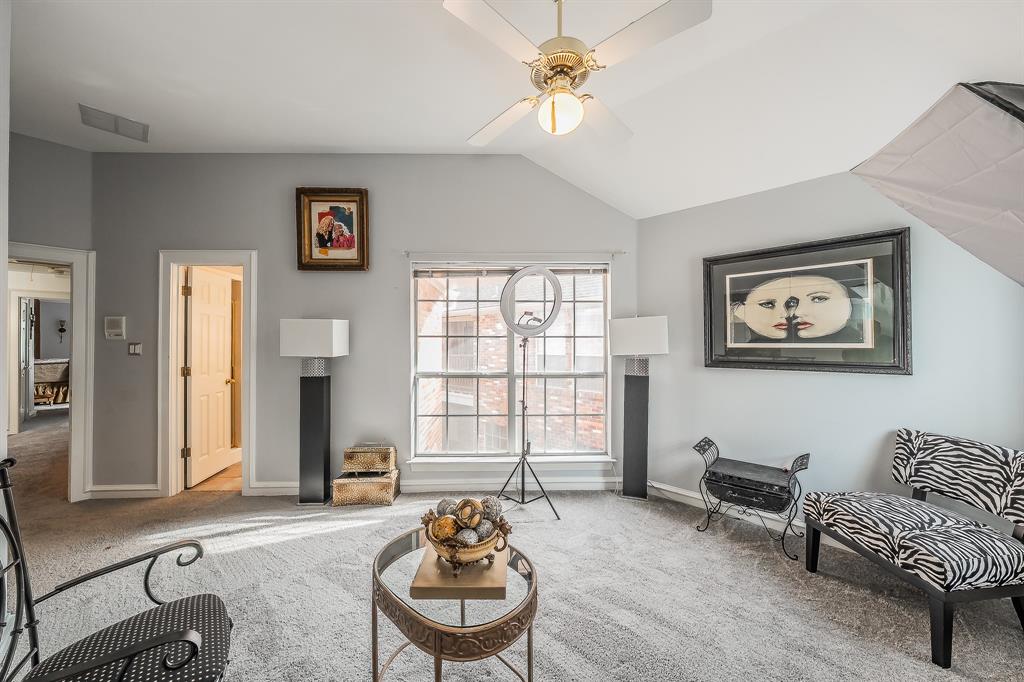 Lochngreen Village Add - Residential