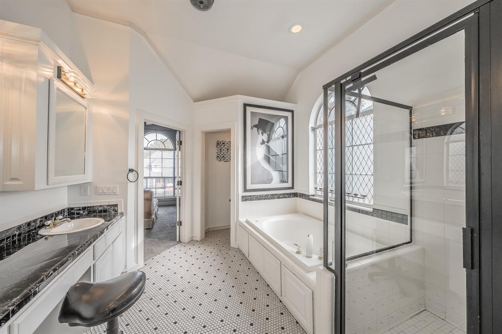 Lochngreen Village Add - Residential