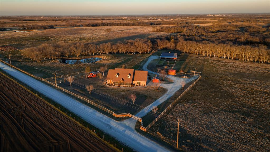 Valley View, Texas 76272, United States, 4 Bedrooms Bedrooms, ,4 BathroomsBathrooms,Residential,Active,324