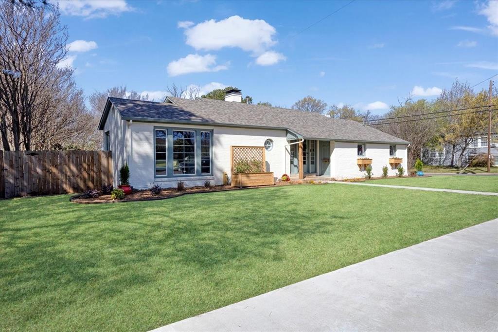 1526 N Lockhart Street