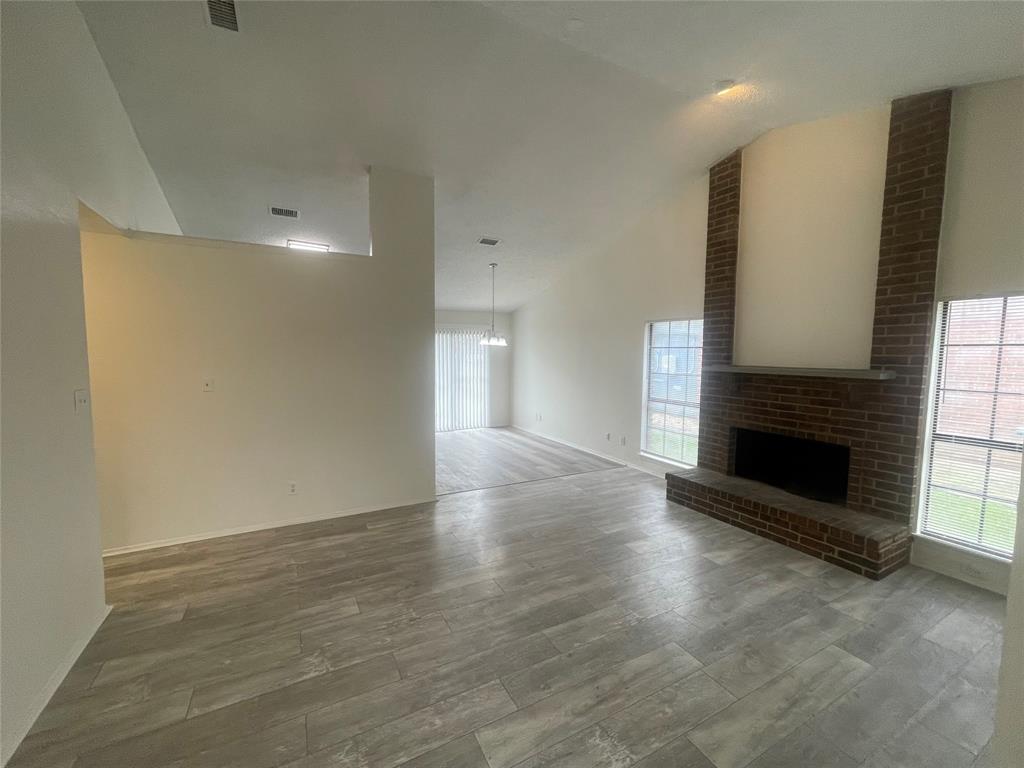 9415 Rutherglen Drive