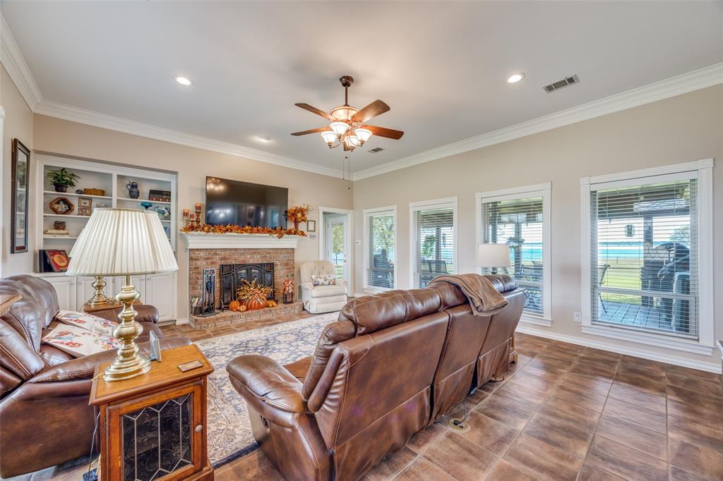 315 County Road 1942