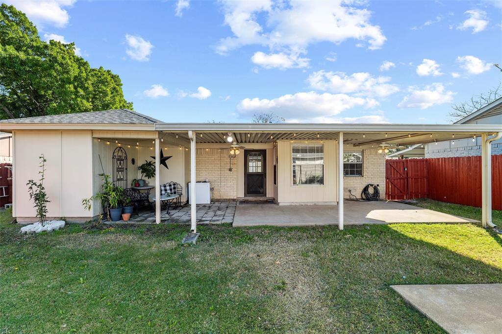 1801 Homestead Place