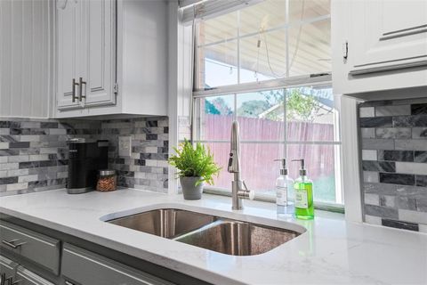 Photo of 1801 Homestead Place, Garland, TX 75044 (MLS # 21110445)