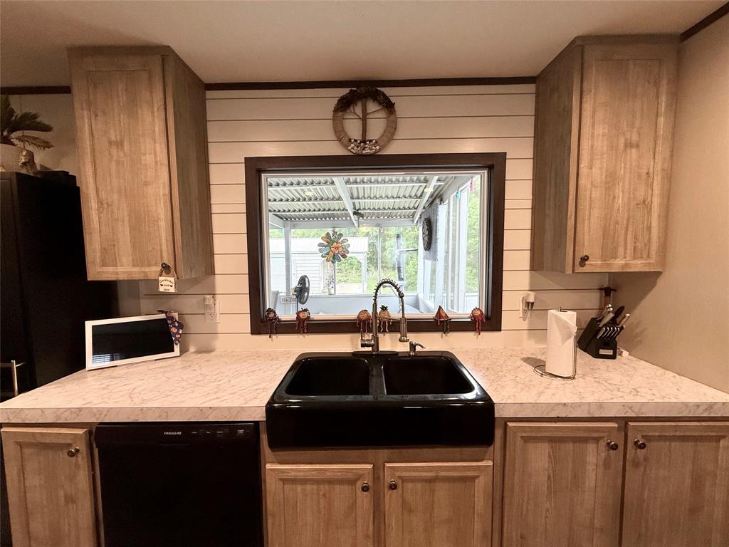 8750 Pinehaven Drive