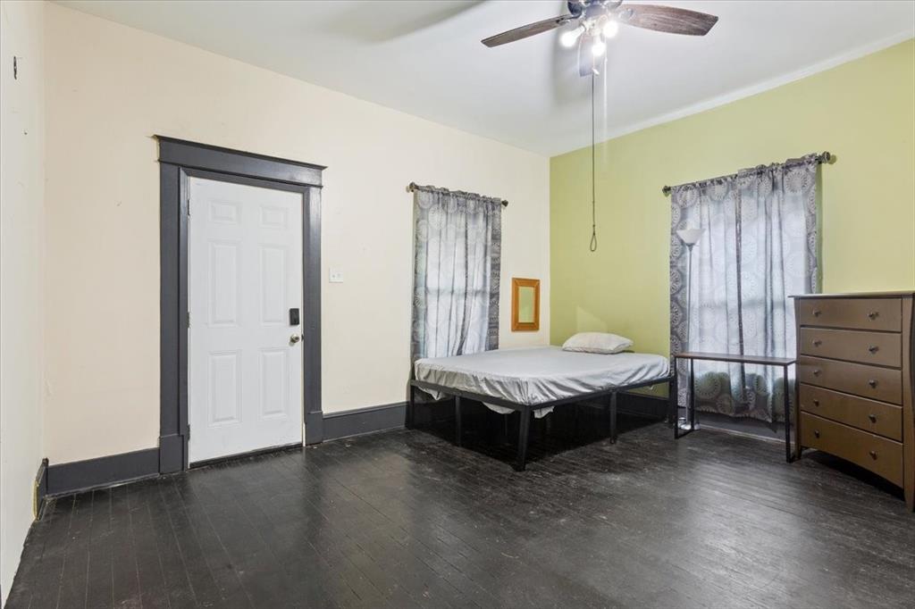 White C W - Residential