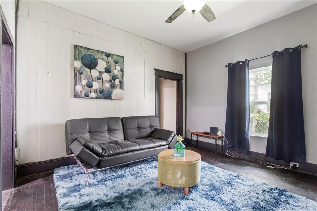 White C W - Residential