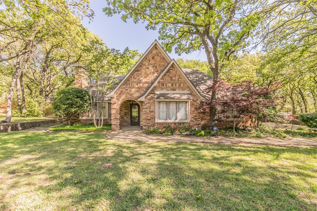 2111 Meadowview Drive