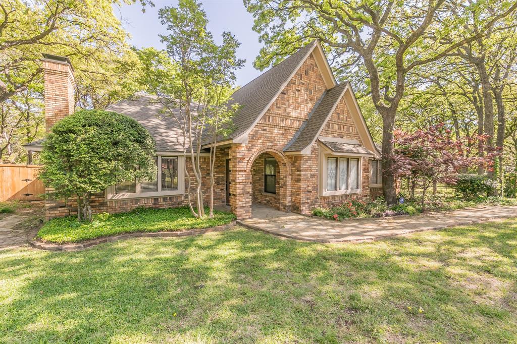2111 Meadowview Drive