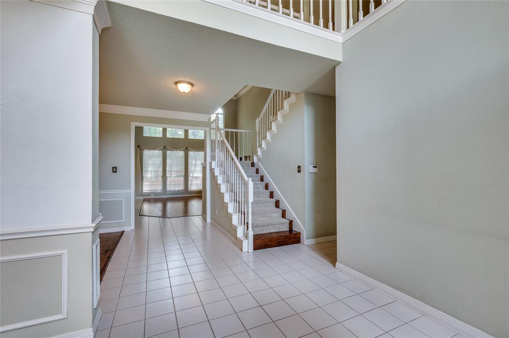 305 W Mill Valley Drive