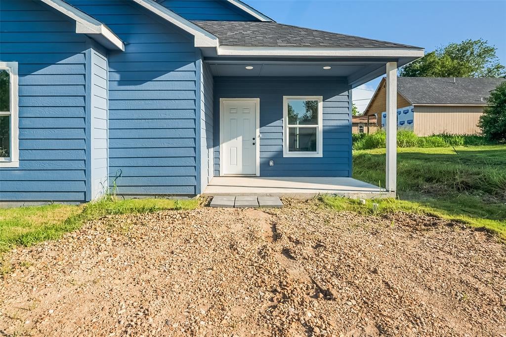 211 W Elm Street