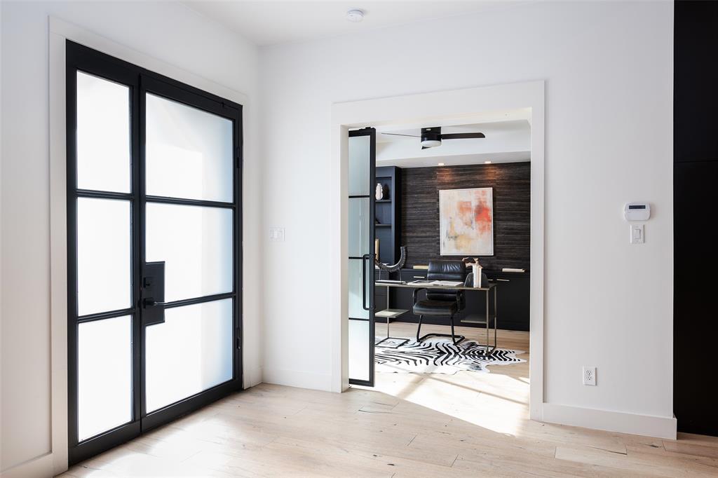 10652 Les Jardins Drive