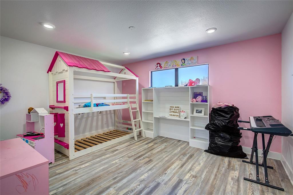 Levi Lloyd - Residential