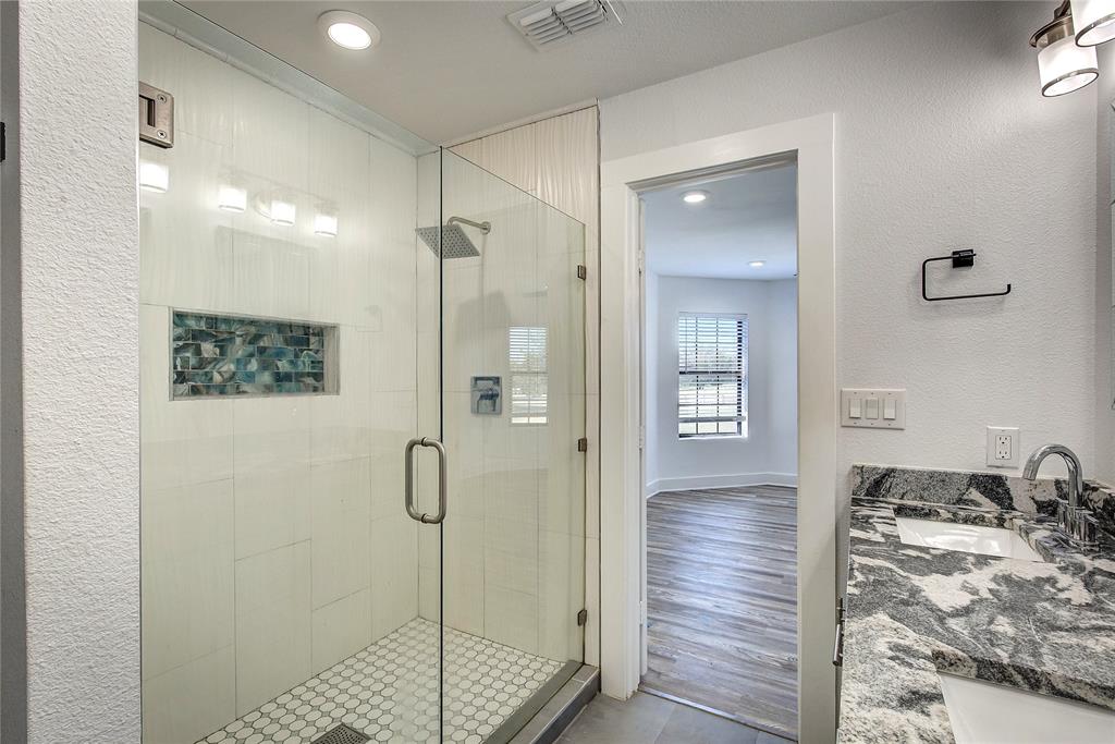 Levi Lloyd - Residential