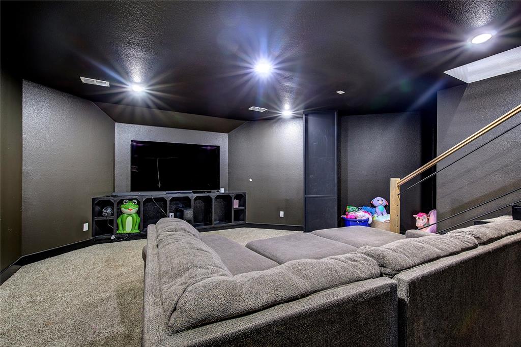 Levi Lloyd - Residential