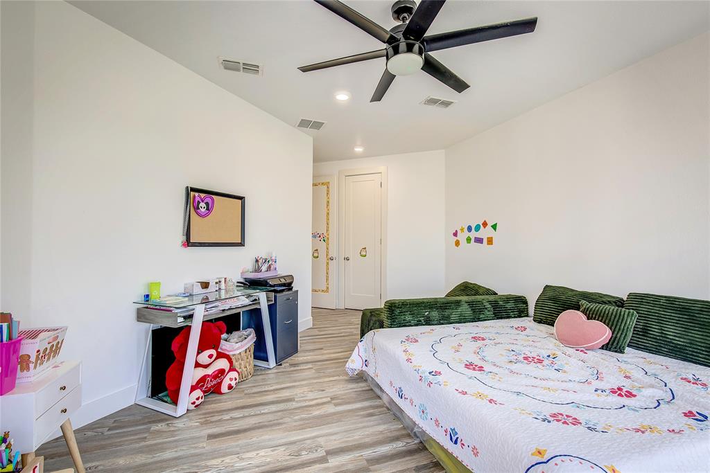 Levi Lloyd - Residential