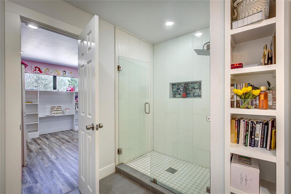 Levi Lloyd - Residential