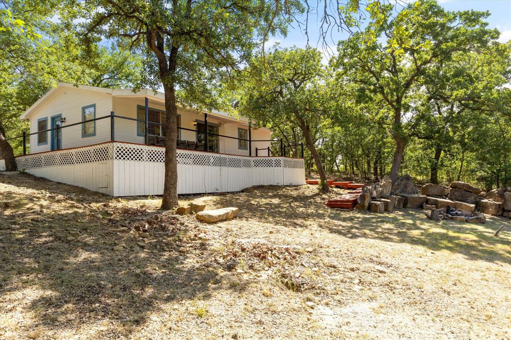 995 County Road 1744