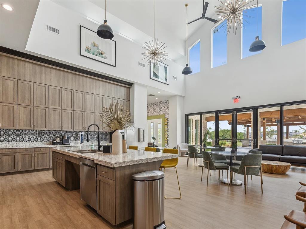 Eastridge - Residential Lease