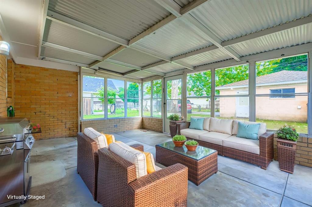 Cresthaven 02 - Residential