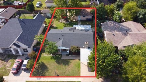 Photo of 110 W Marguerita Drive, Garland, TX 75040 (MLS # 21065100)