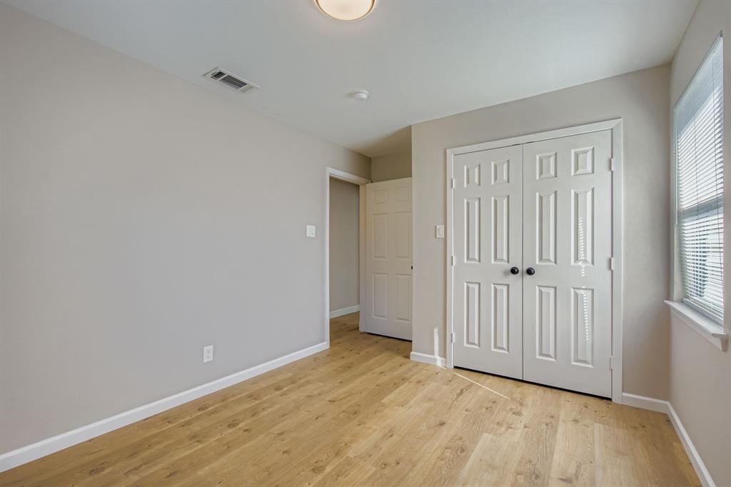 Cresthaven 02 - Residential