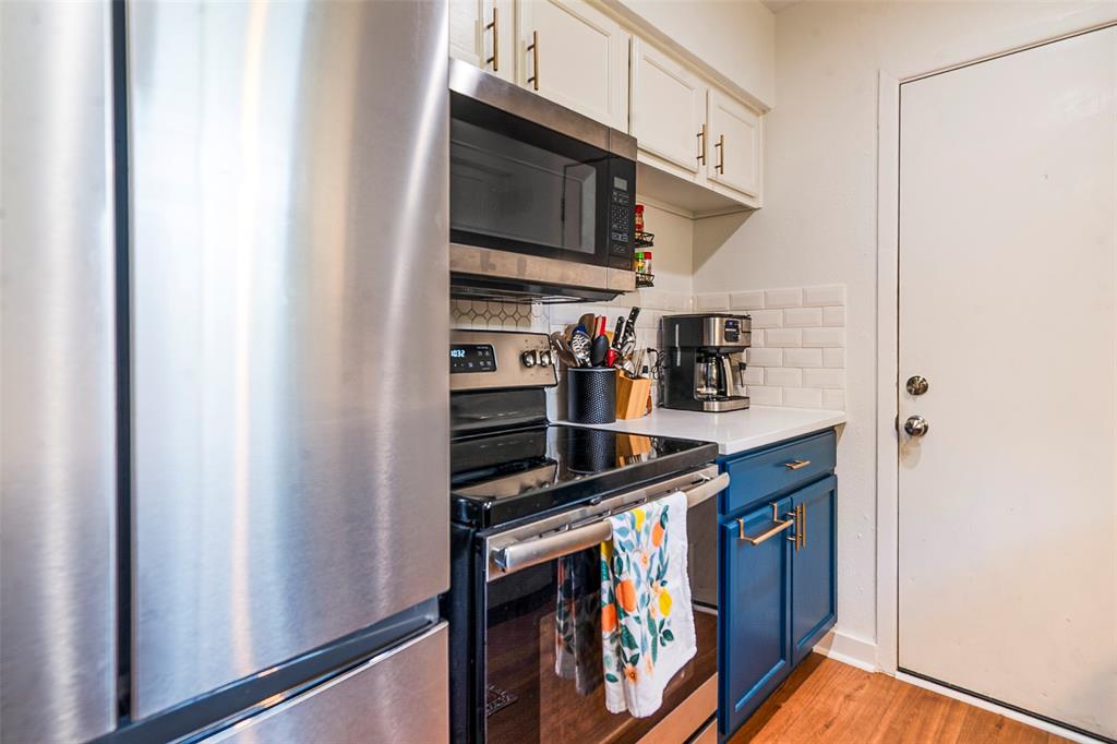 Cloverdale 03 - Residential