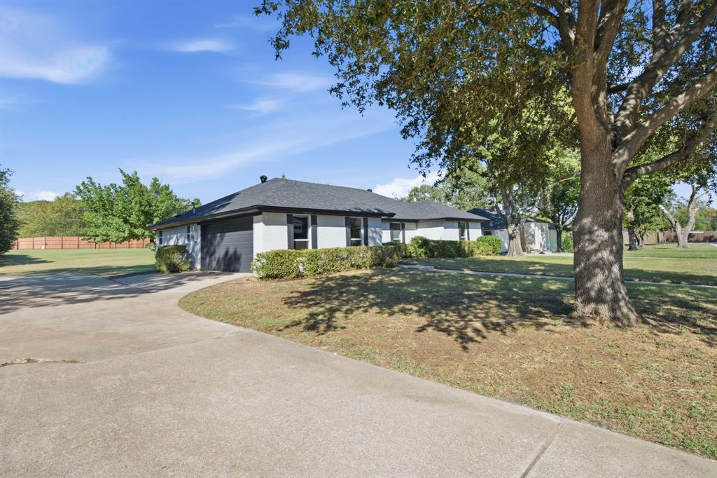 316 Oak Valley Drive