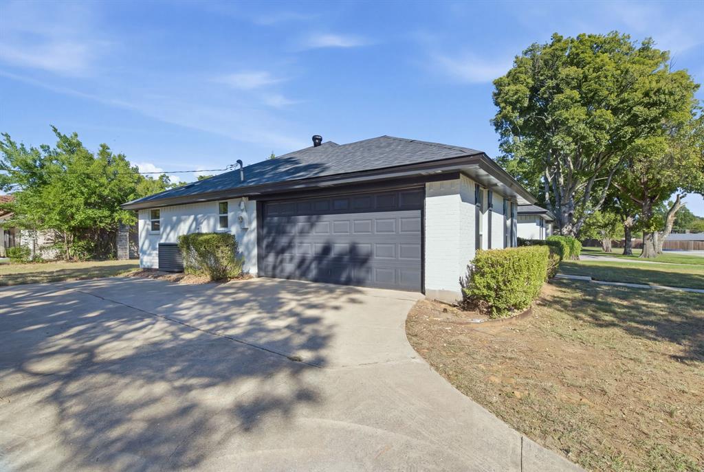 316 Oak Valley Drive