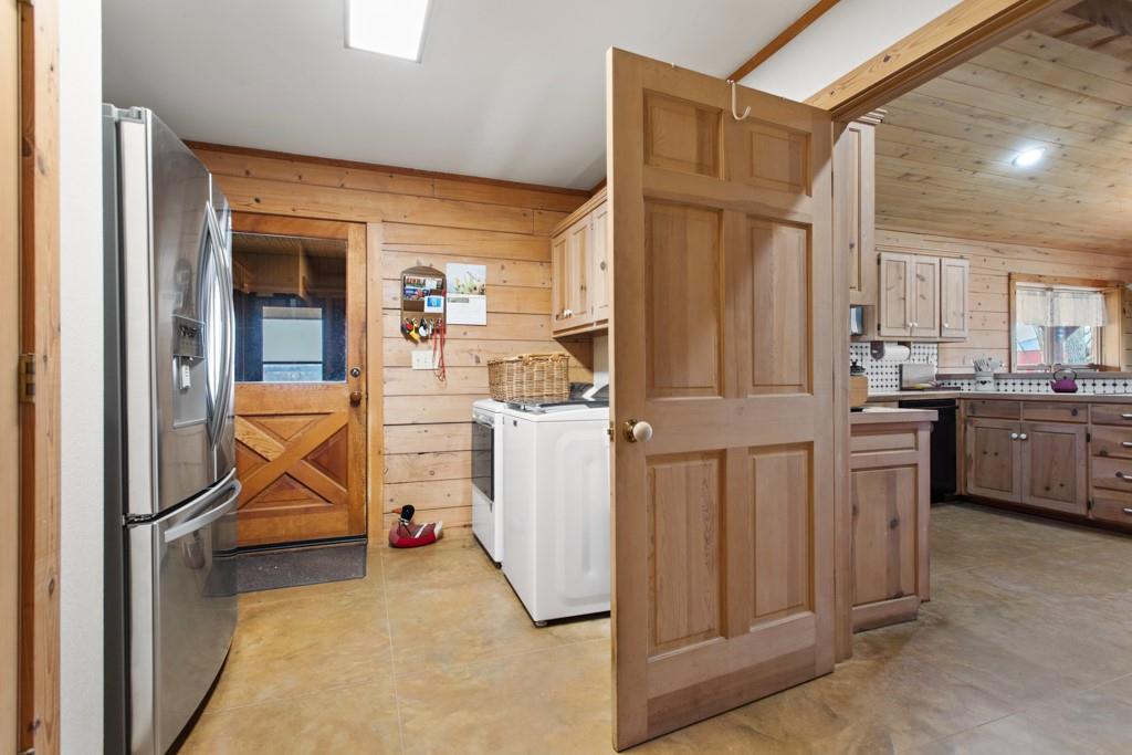 A0860 J SANDERS - Farm