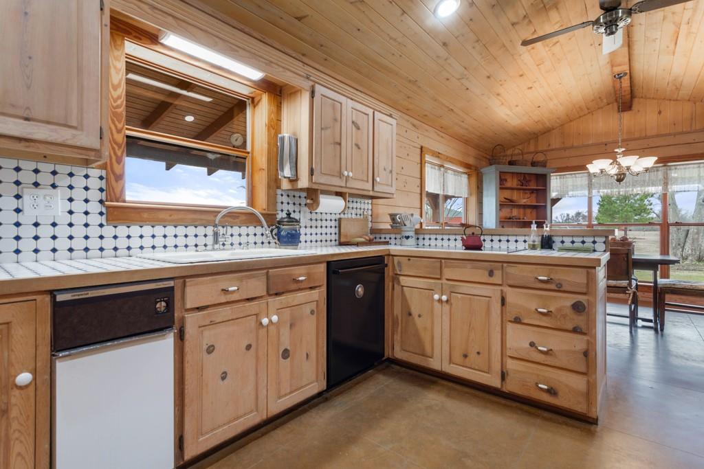 A0860 J SANDERS - Farm