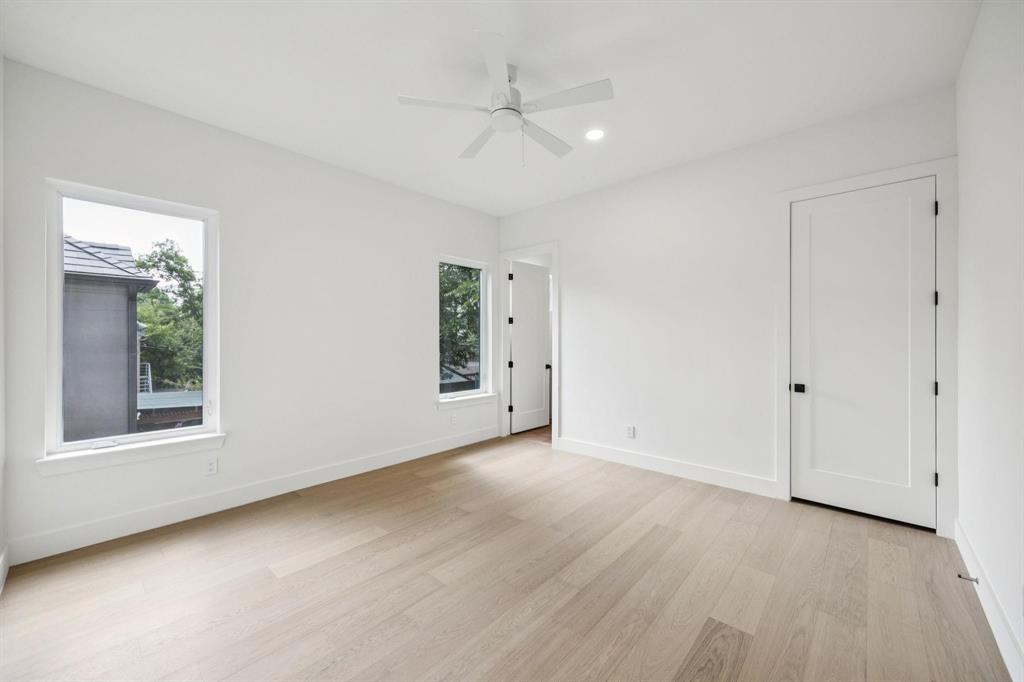 EDGEMONT PARK - Residential